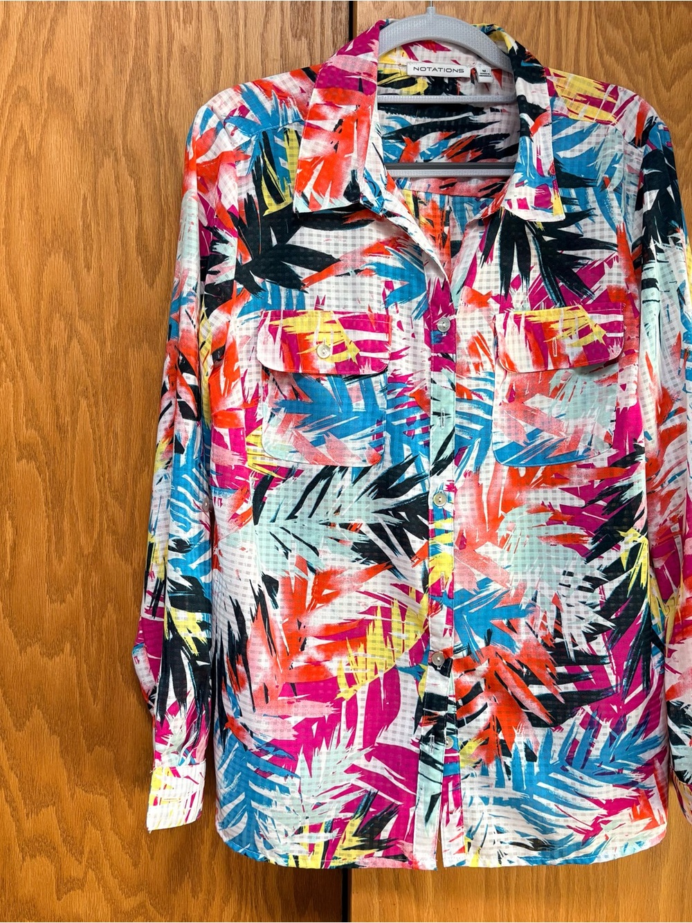 Notations Vibrant Tropical Print Blouse in Pink, Blue, Yellow, Black Size Medium